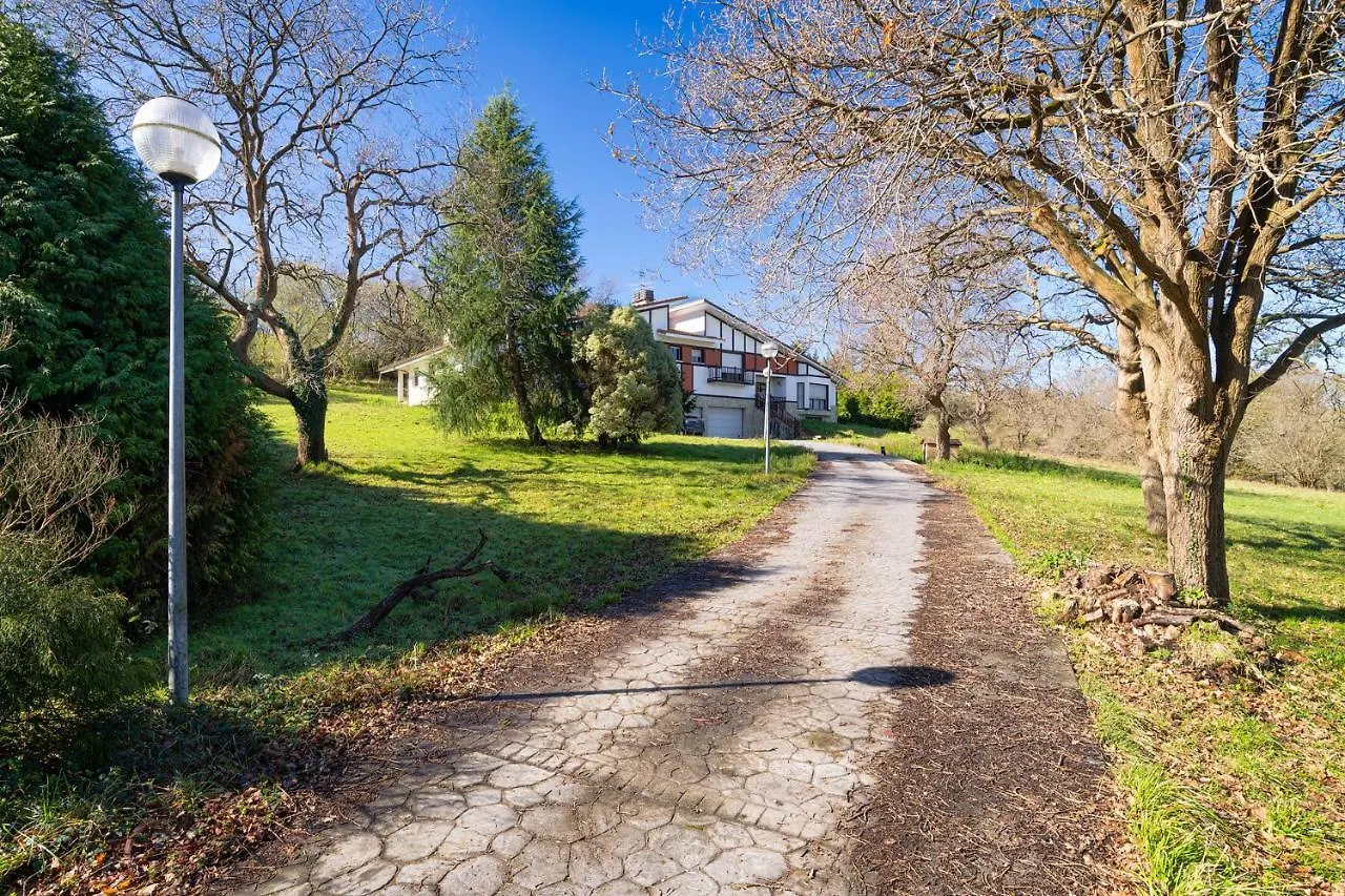 Tranquila Finca Ubicada A 15 Minutos De Bilbao, Aeropuerto Bec Y Playas Laukiz 0*,